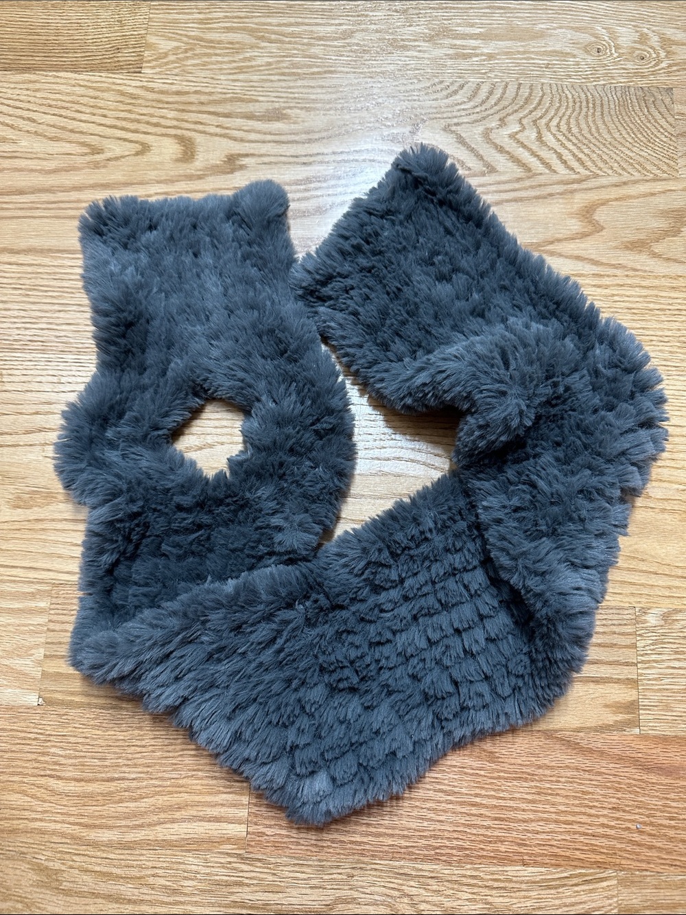 Faux Rabbit Fur Scarf - Picture 2 of 2